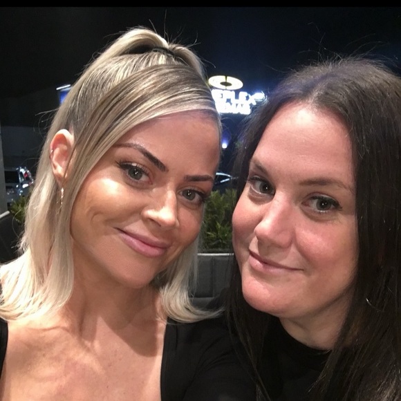 Meet your Posher, Erin - Picture 1 of 1